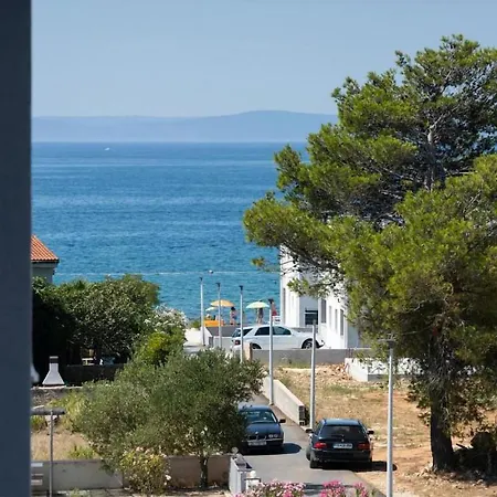 2 Bedroombeautiful In Apartmán Vir