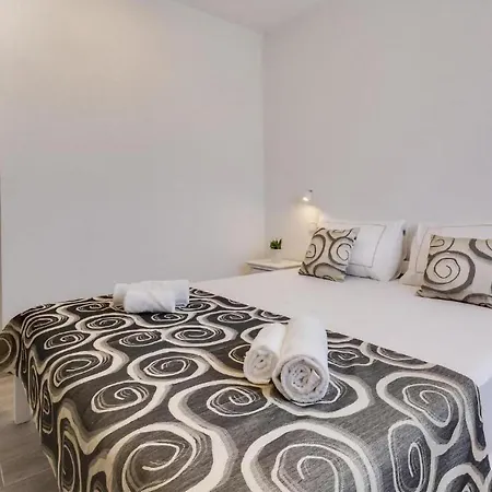 2 Bedroombeautiful In Vir